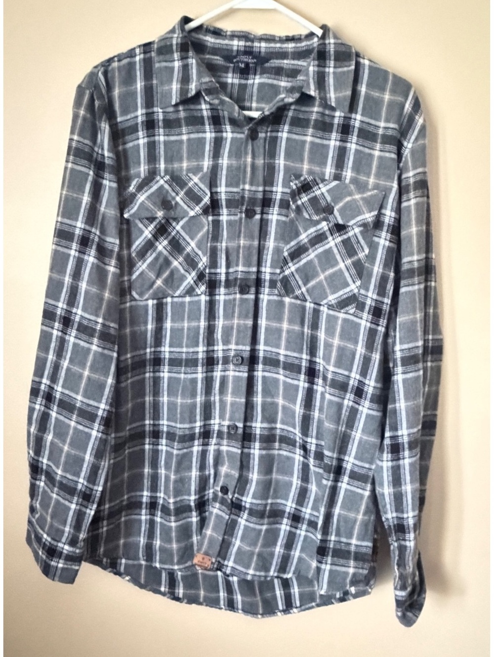 Simply Southern men's medium plaid flannel